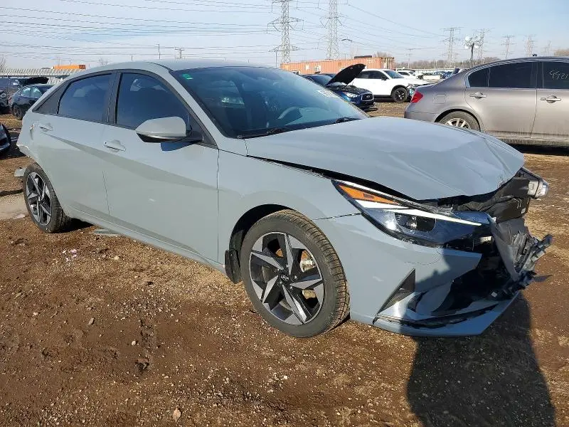 2023 HYUNDAI ELANTRA SEL  