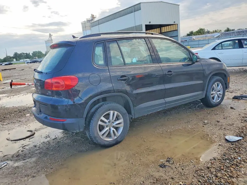 2017 VOLKSWAGEN TIGUAN S  