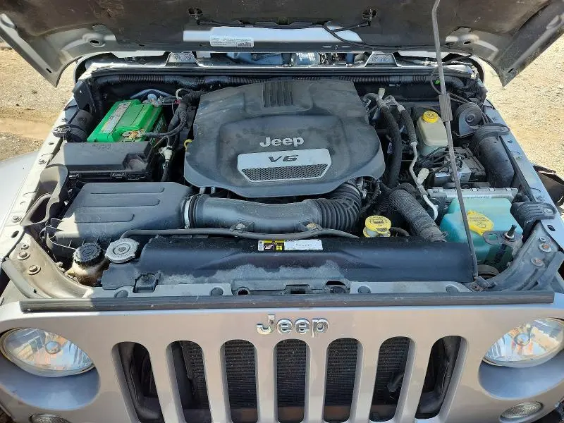 2015 JEEP WRANGLER SAHARA  
