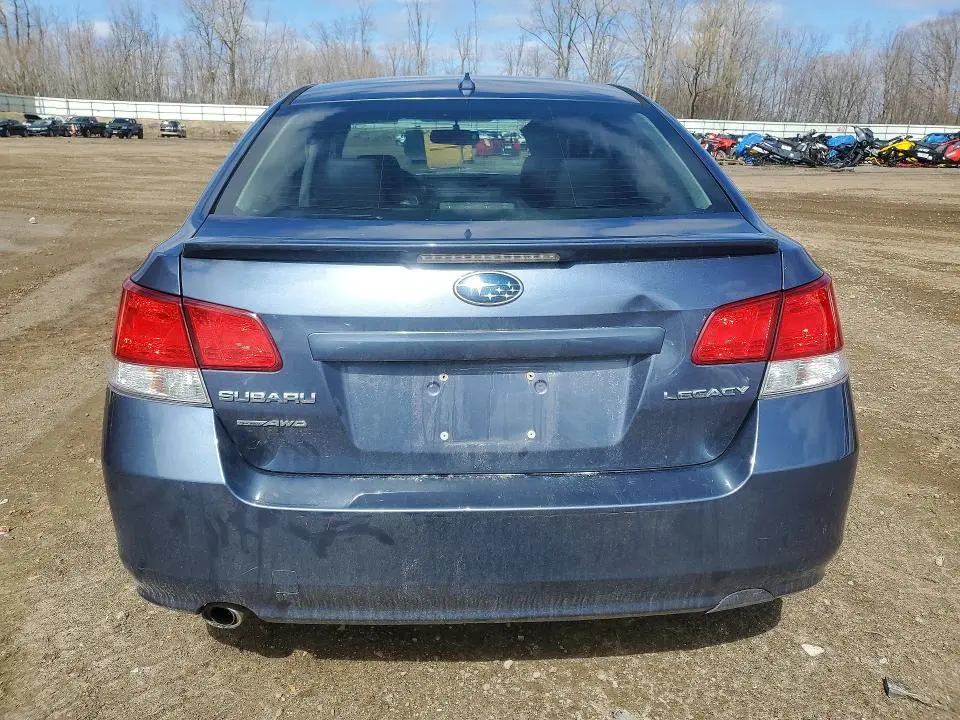 2013 SUBARU LEGACY 2.5I LIMITED  