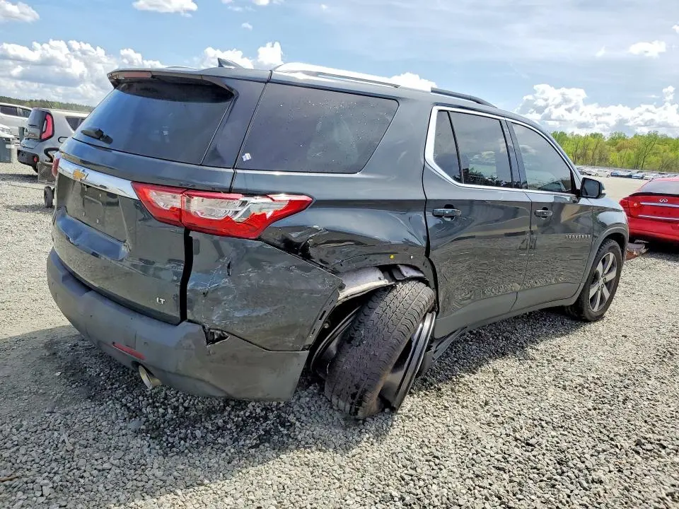 2018 CHEVROLET TRAVERSE LT  