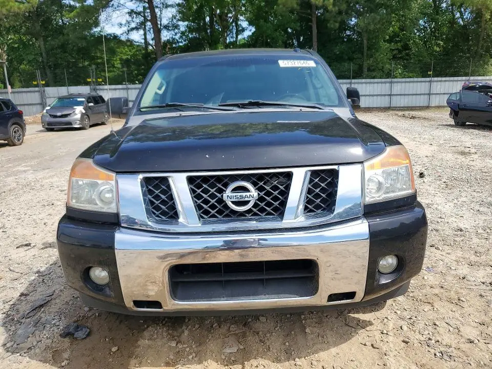 2014 NISSAN TITAN SV  