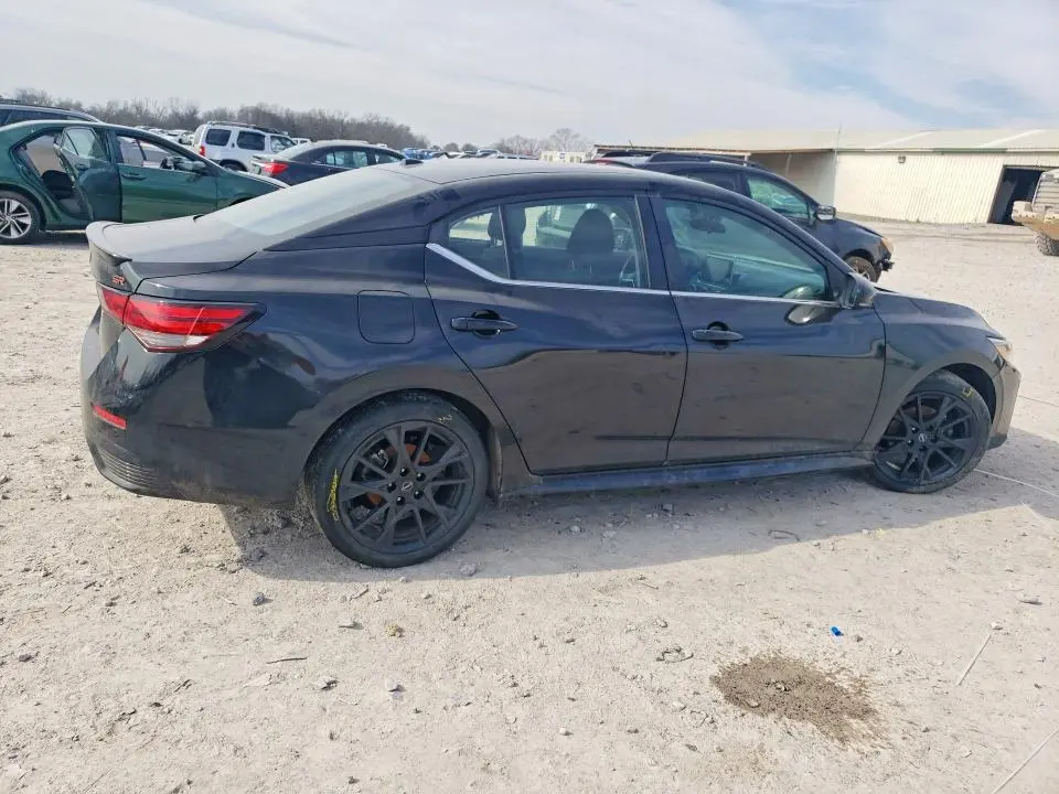 2024 NISSAN SENTRA SR  