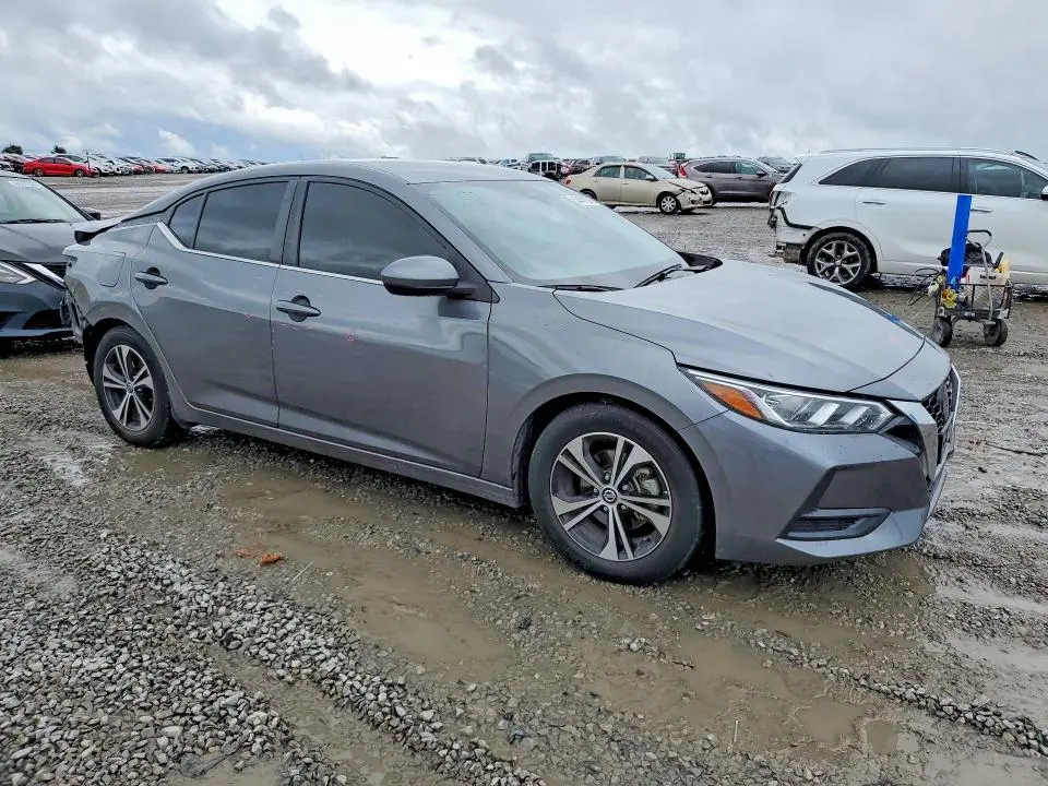 2022 NISSAN SENTRA SV  