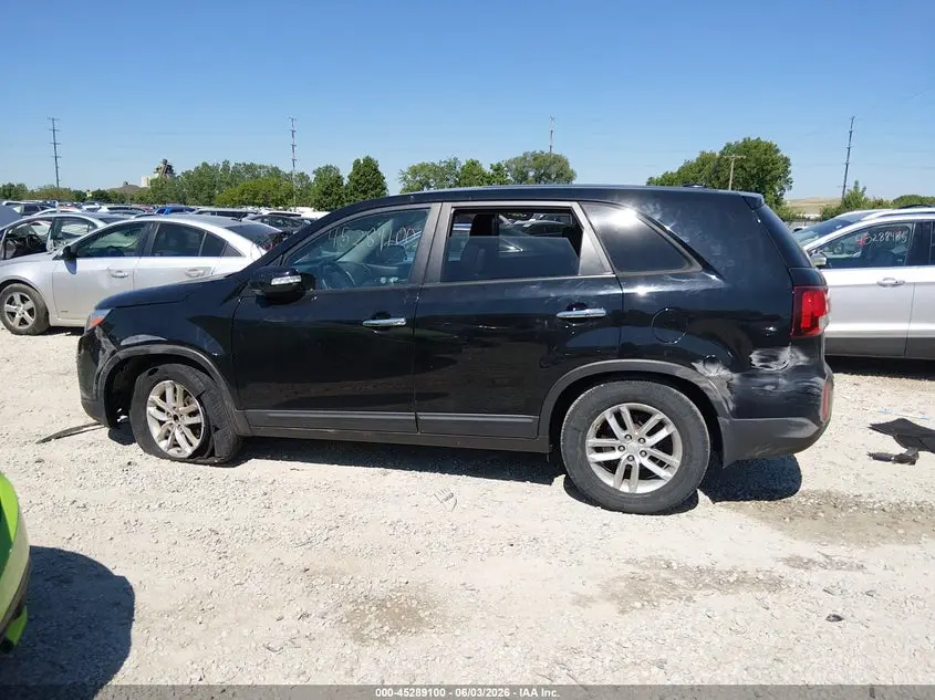 2014 KIA SORENTO LX