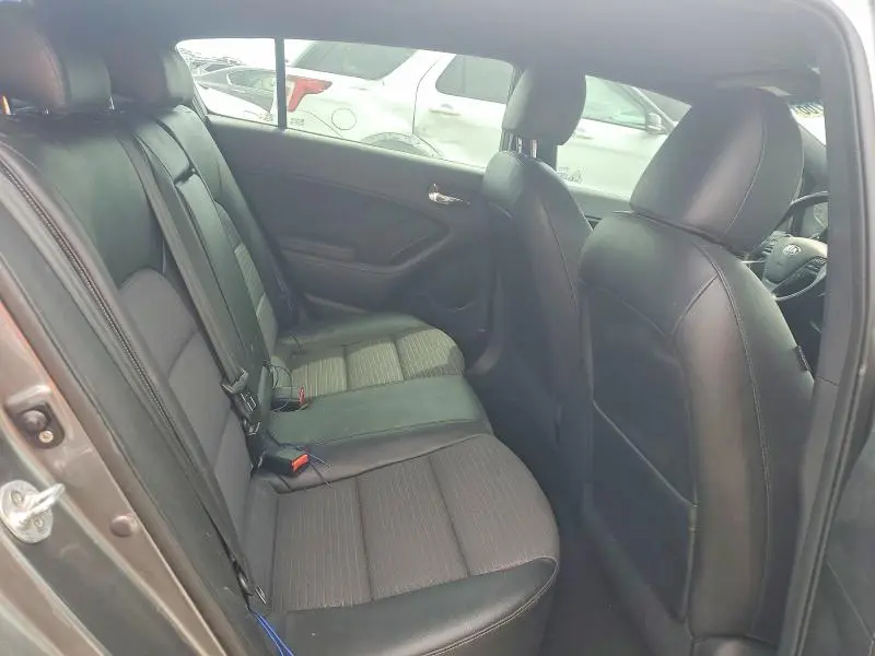 2016 KIA FORTE SX  