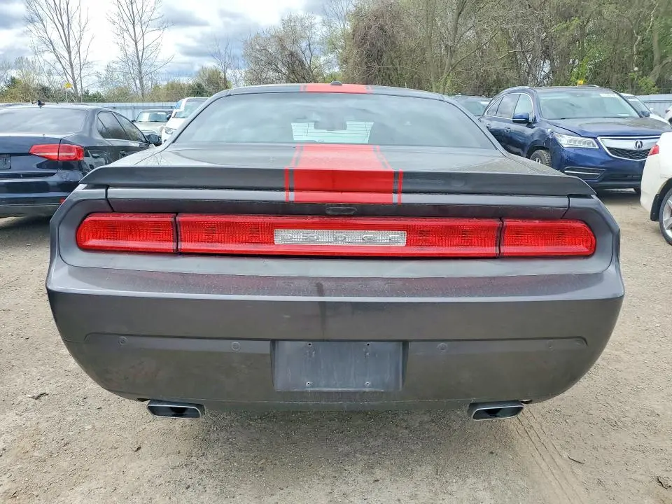 2014 DODGE CHALLENGER SXT  