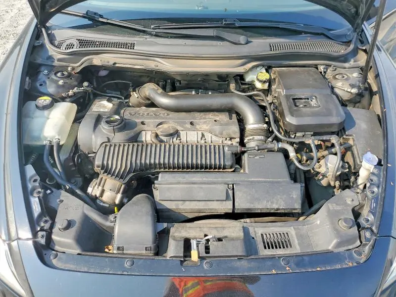 2012 VOLVO C70 T5  