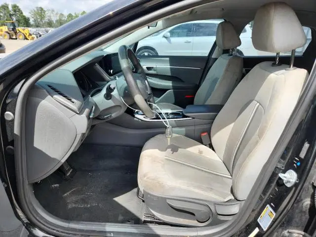 2021 HYUNDAI SONATA SE  