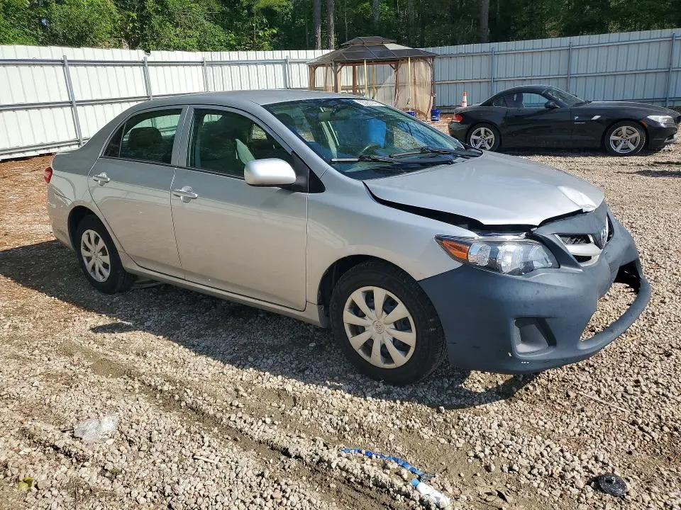 2013 TOYOTA COROLLA L  