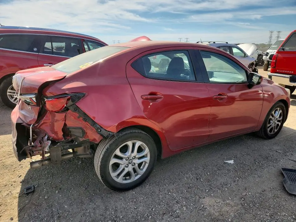 2017 TOYOTA YARIS IA BASE  