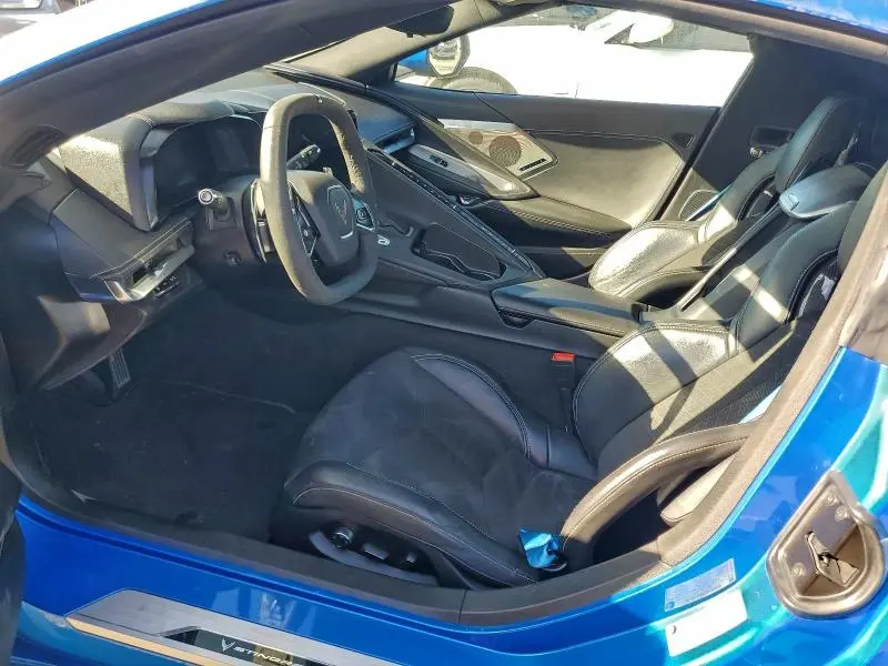 2024 CHEVROLET CORVETTE STINGRAY 2LT  