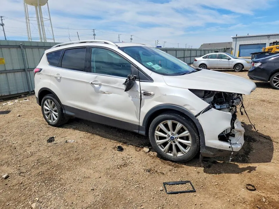 2017 FORD ESCAPE TITANIUM  