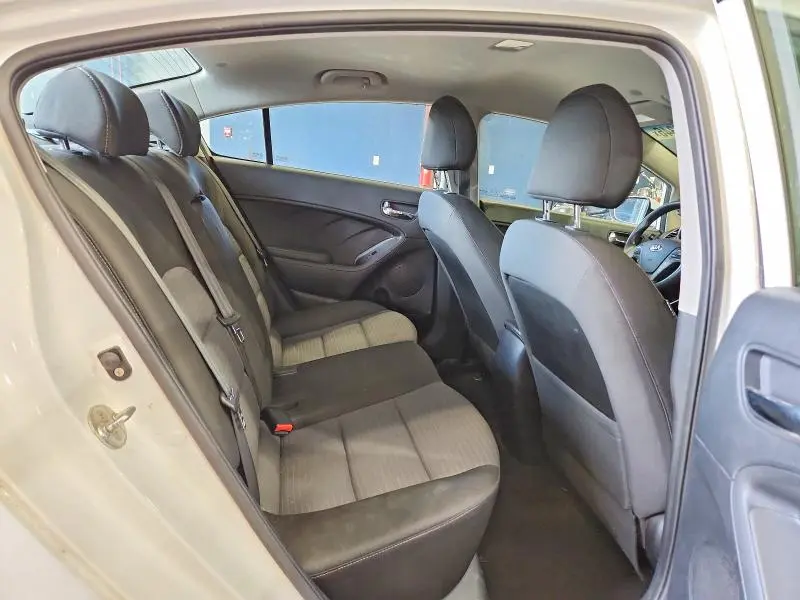 2015 KIA FORTE LX  