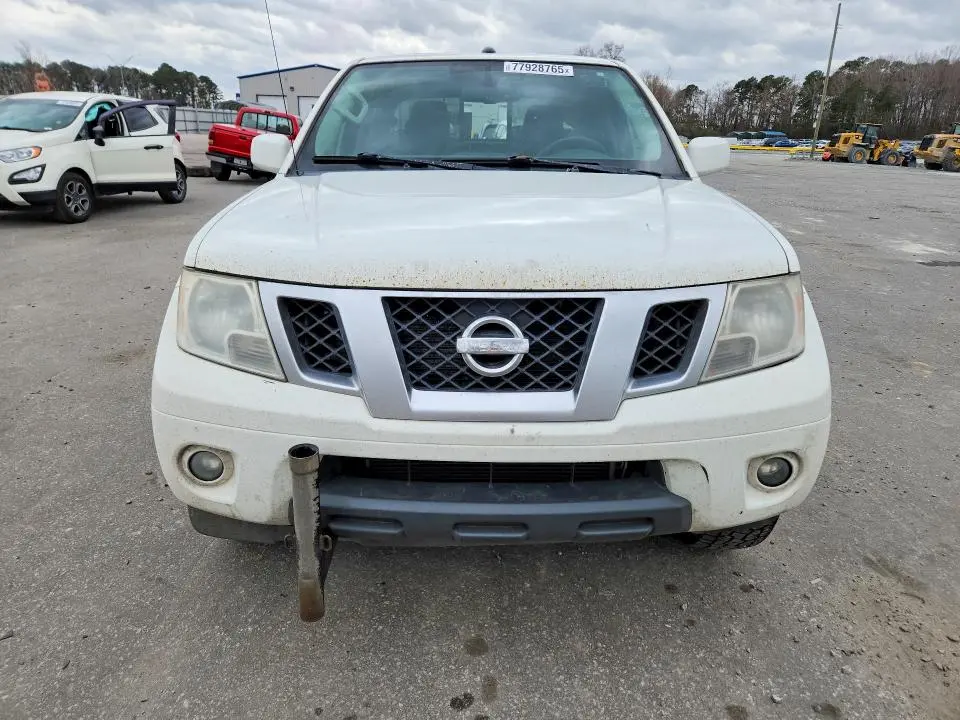 2019 NISSAN FRONTIER S  