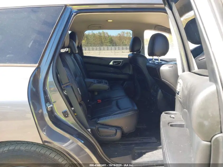 2019 NISSAN PATHFINDER SL