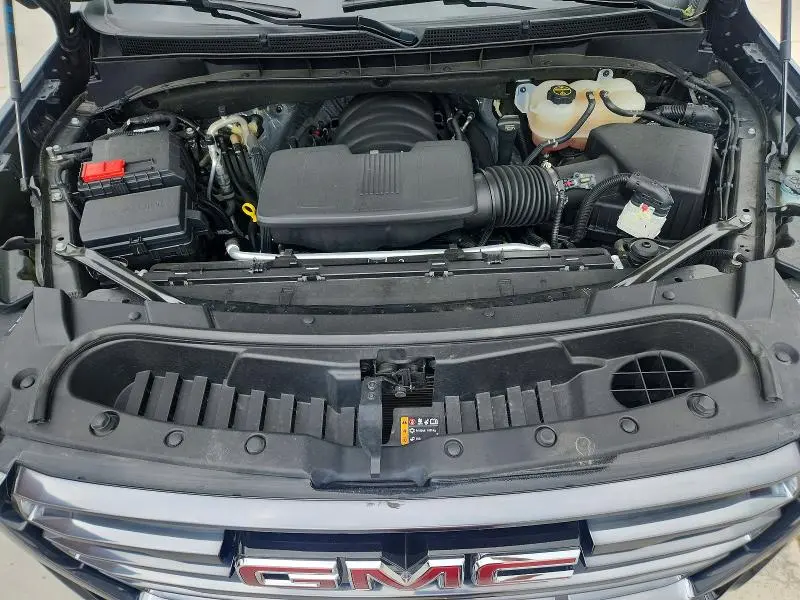 2024 GMC YUKON XL K1500 AT4  