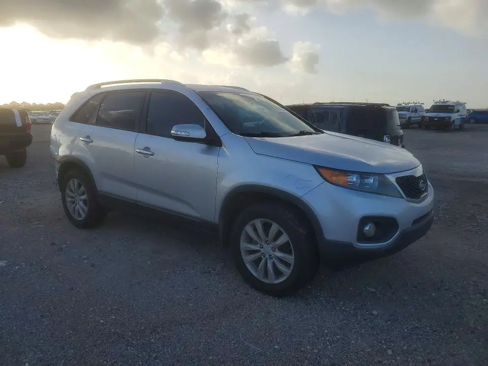 2011 KIA SORENTO EX  