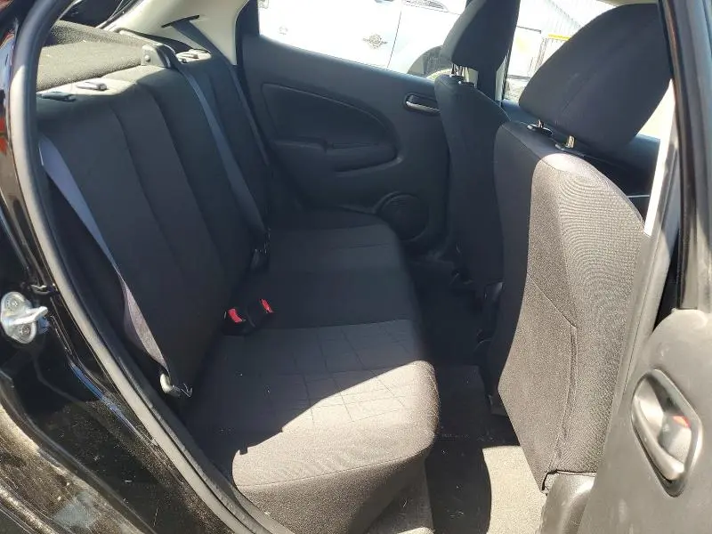 2012 MAZDA MAZDA2   