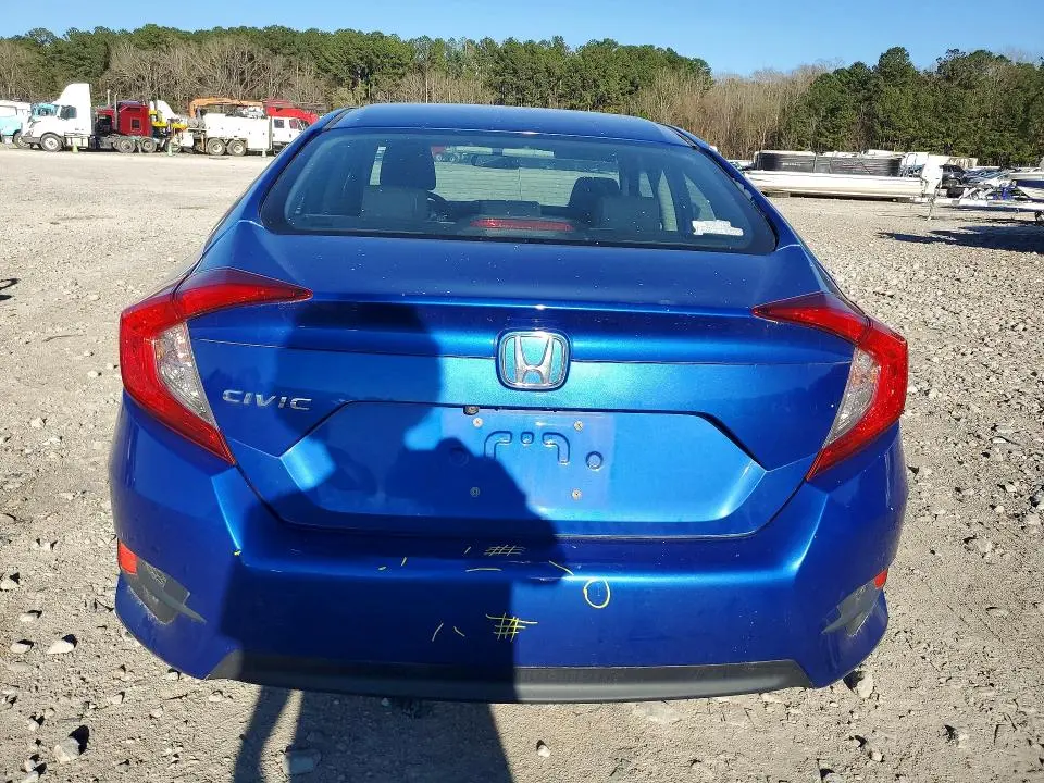 2018 HONDA CIVIC LX  