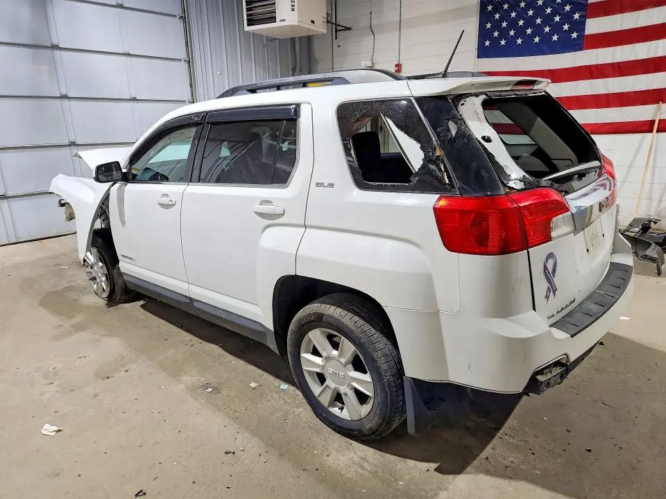 2013 GMC TERRAIN SLE  