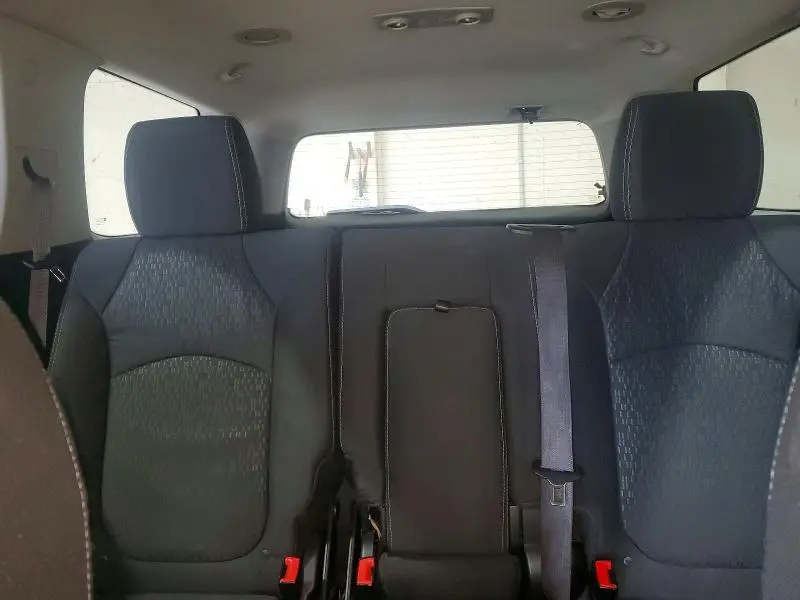 2013 GMC ACADIA SLE  