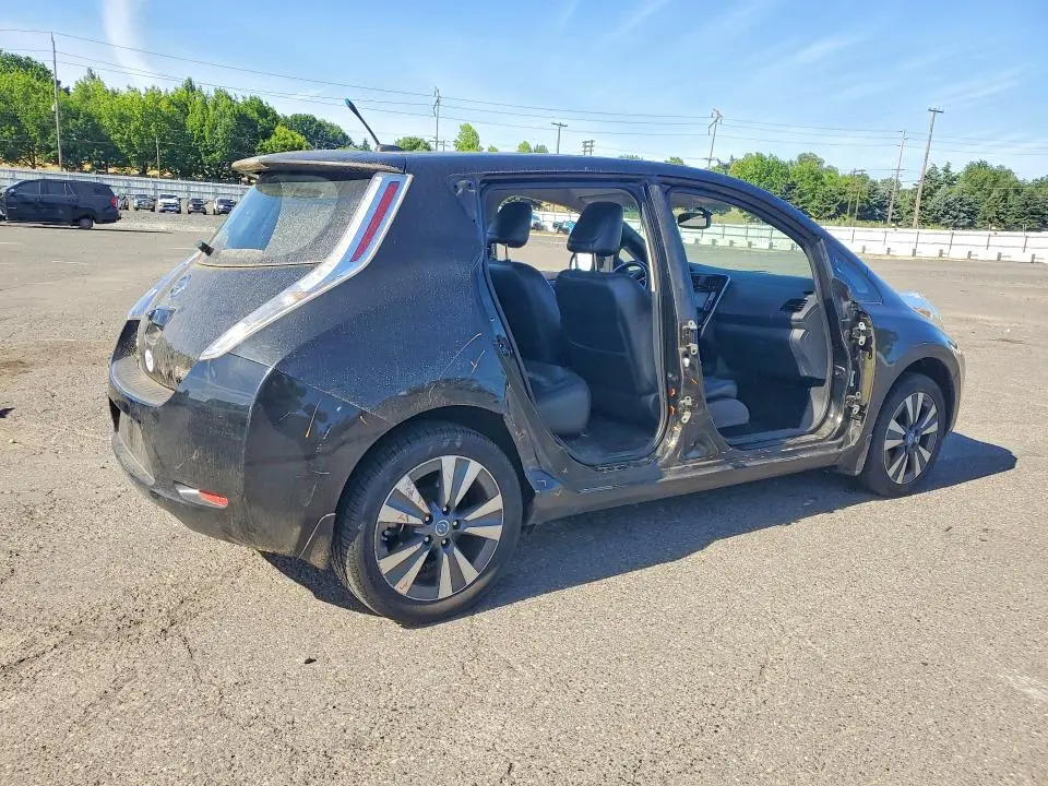 2013 NISSAN LEAF S  