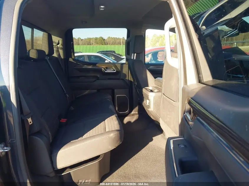 2024 CHEVROLET SILVERADO 1500 4WD  SHORT BED RST