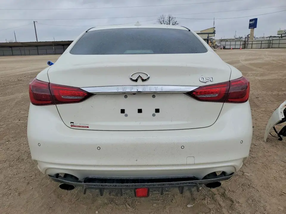 2023 INFINITI Q50 LUXE  