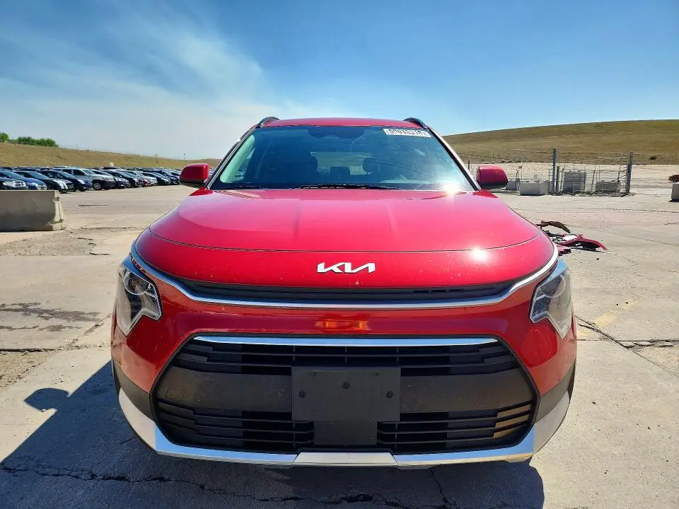 2023 KIA NIRO EX  