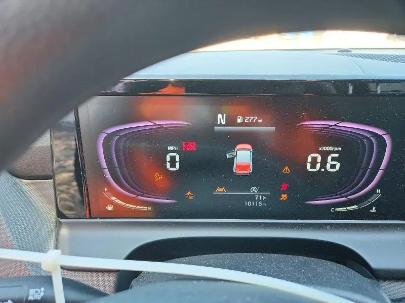 2025 KIA SELTOS LX  