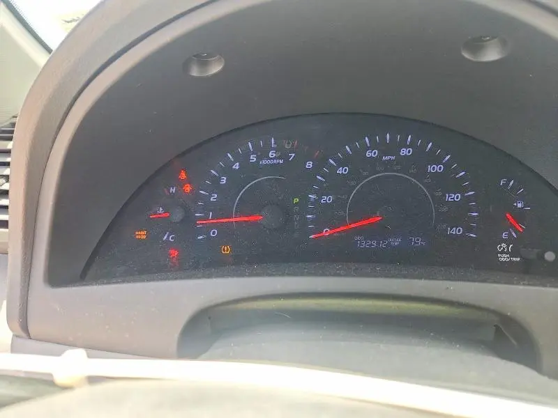 2011 TOYOTA CAMRY LE  
