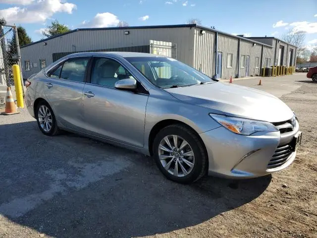 2015 TOYOTA CAMRY LE  