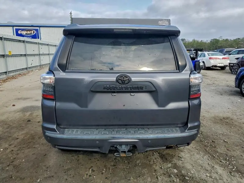 2014 TOYOTA 4RUNNER SR5  