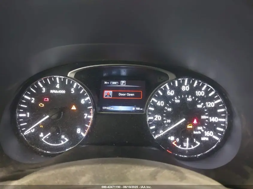 2019 NISSAN PATHFINDER S