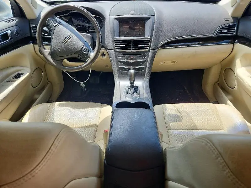 2015 LINCOLN MKT   