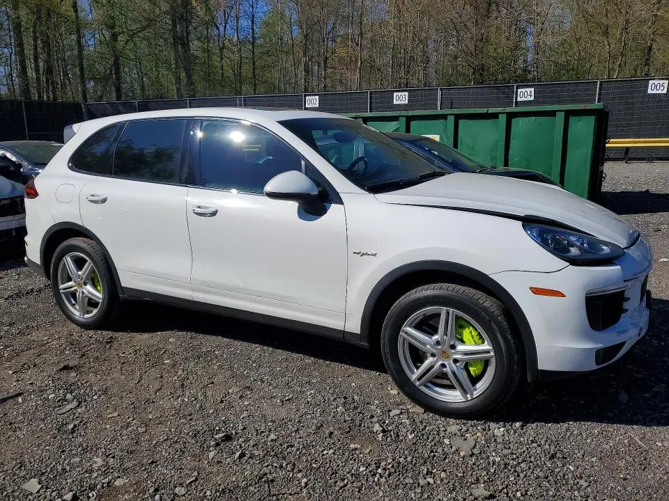 2016 PORSCHE CAYENNE SE HYBRID  