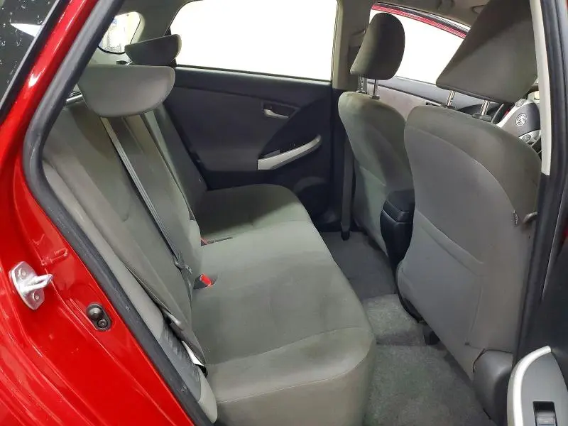 2013 TOYOTA PRIUS TWO  