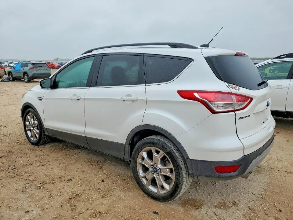 2015 FORD ESCAPE SE  