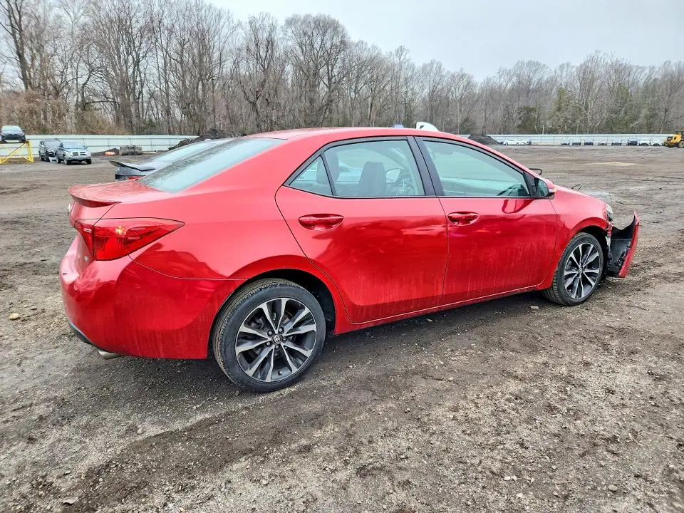 2018 TOYOTA COROLLA SE  