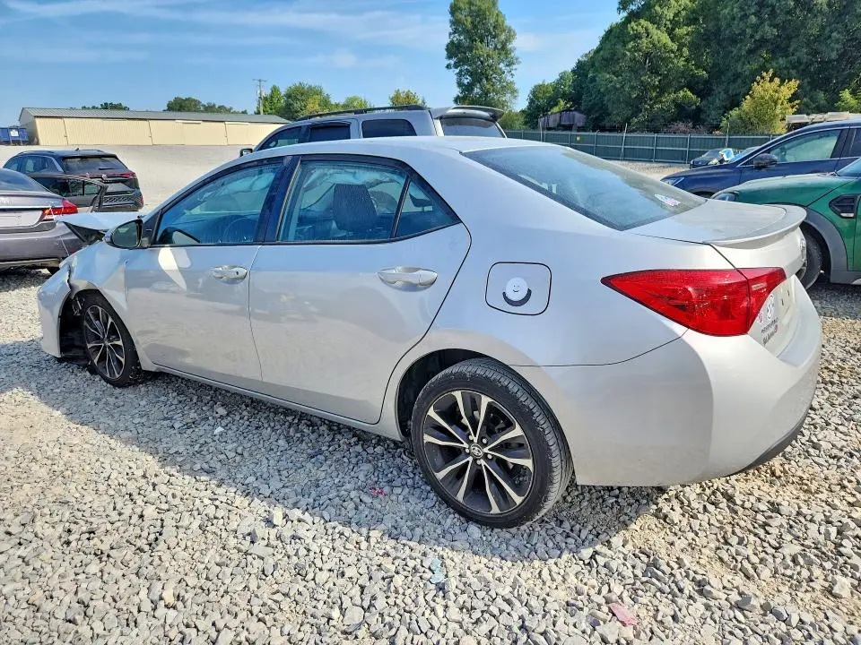 2018 TOYOTA COROLLA SE  