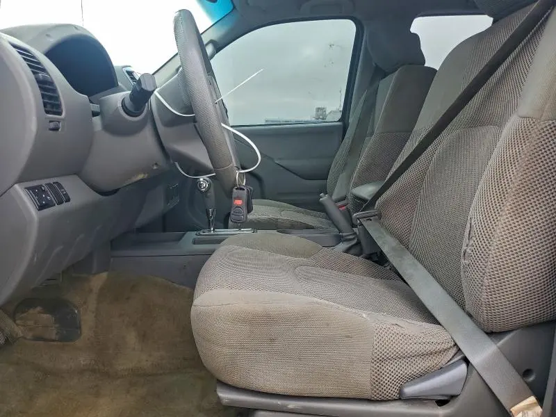 2015 NISSAN FRONTIER S  