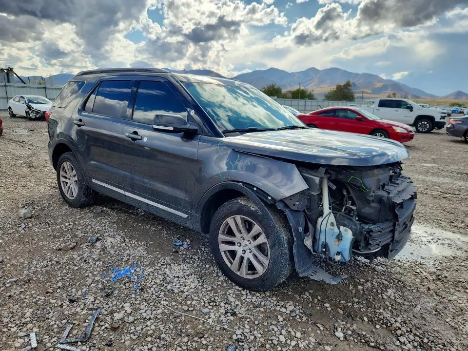 2018 FORD EXPLORER XLT  