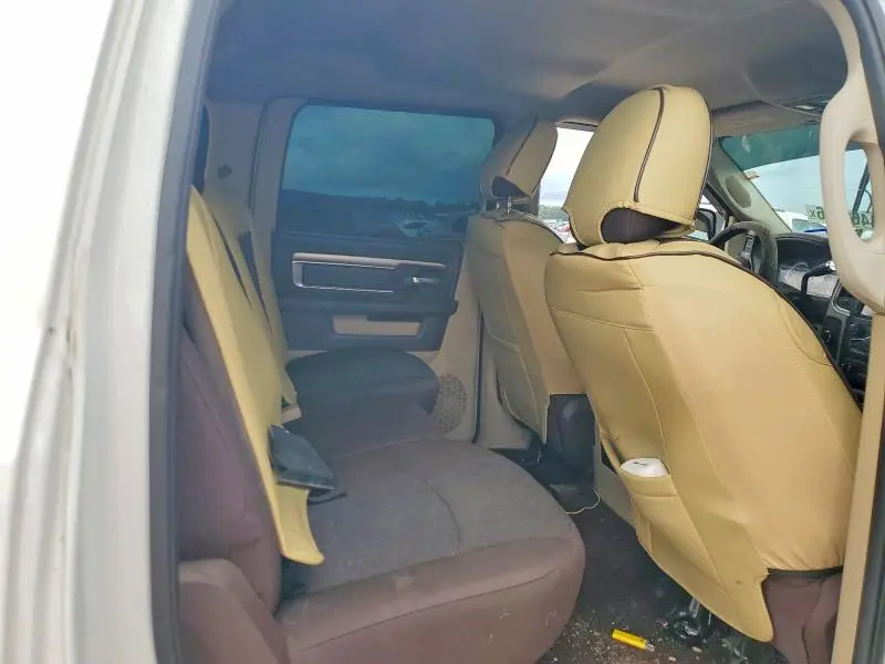 2015 RAM 2500 SLT  