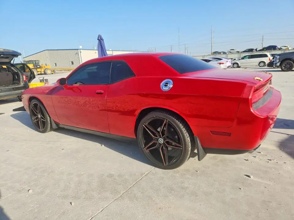 2012 DODGE CHALLENGER SXT  