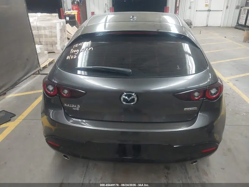 2022 MAZDA MAZDA3 PREMIUM