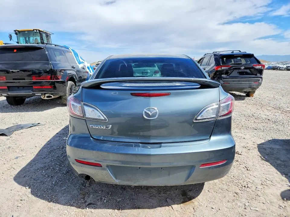 2012 MAZDA 3 I  