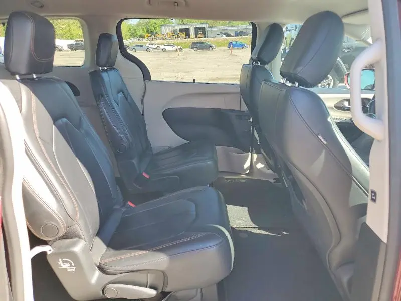 2017 CHRYSLER PACIFICA TOURING L  