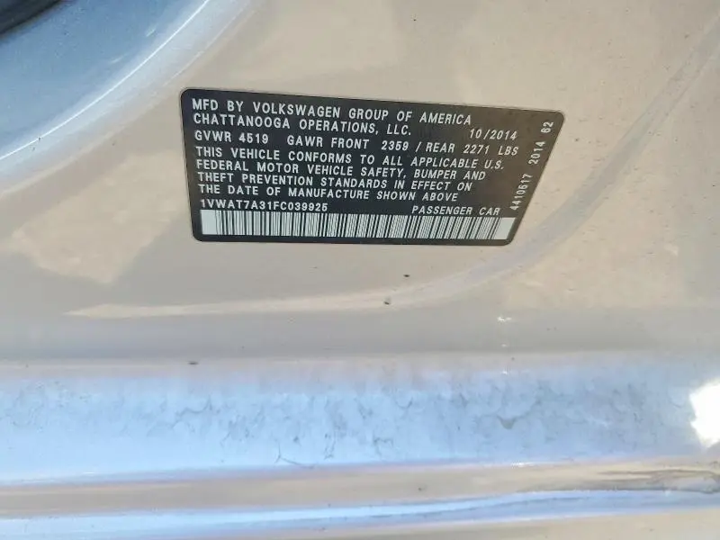 2015 VOLKSWAGEN PASSAT S  