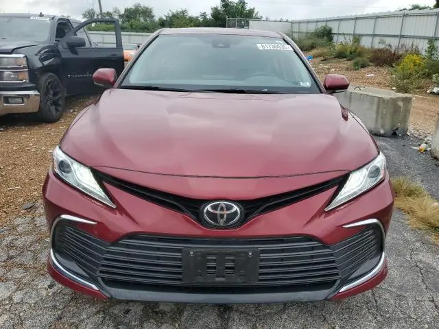 2021 TOYOTA CAMRY XLE
